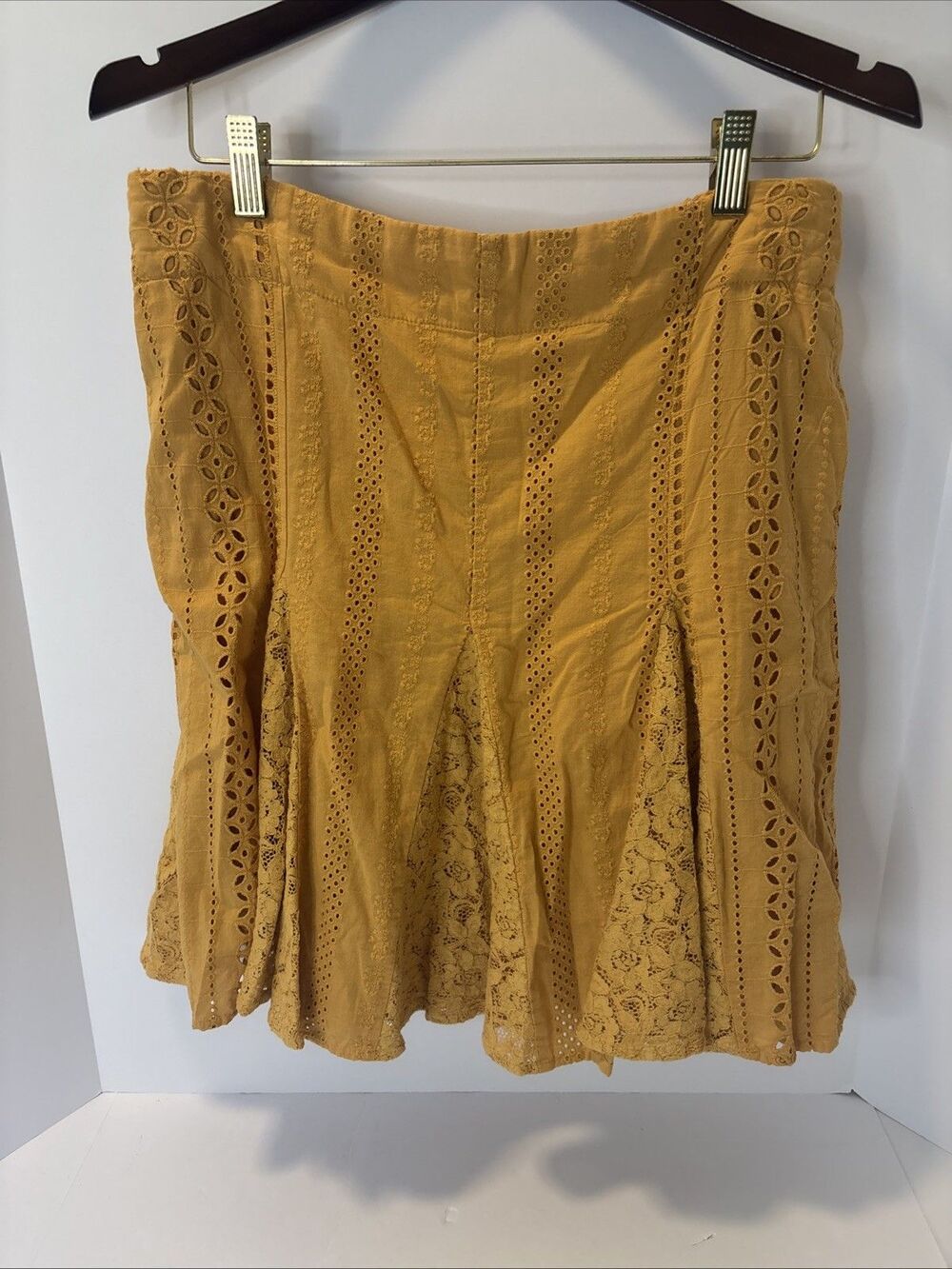 Free People Spruce Yellow Eyelet Lace Midi Skirt Boho Women’s L